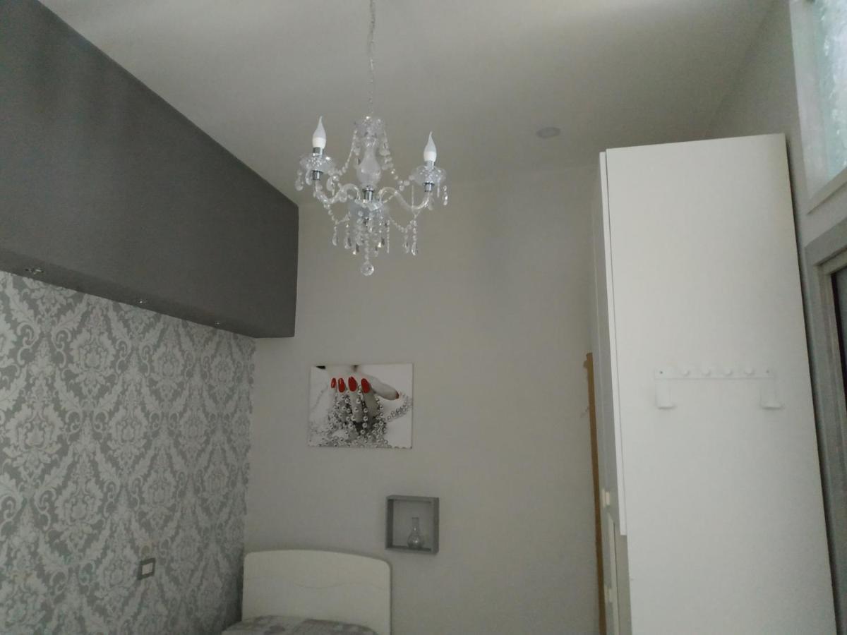 Guesthouse Aaron2 Неаполь Екстер'єр фото